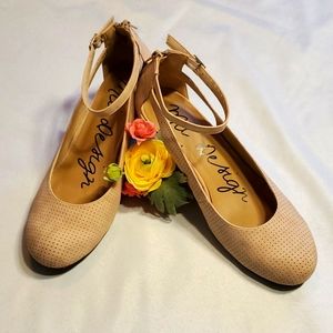 Mt I Design Shoe